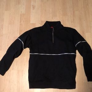 Supreme Men’s Large Black quarter zip sweatshirt.